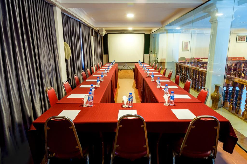 Paôy Pêt Ly Heng Chhay Hotel المظهر الخارجي الصورة