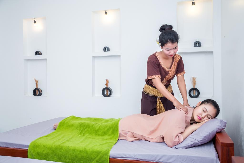 Paôy Pêt Ly Heng Chhay Hotel المظهر الخارجي الصورة